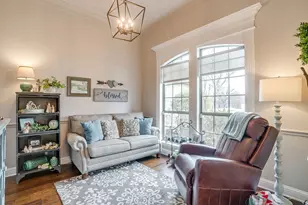 104 Oakbend Ct, Weatherford, TX 76088 - Photo 5