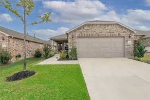 7633 Rampart Dr, Little Elm, TX 76227 - Photo 9