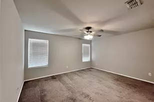 824 Towngreen Dr, Cleburne, TX 76031 - Photo 15