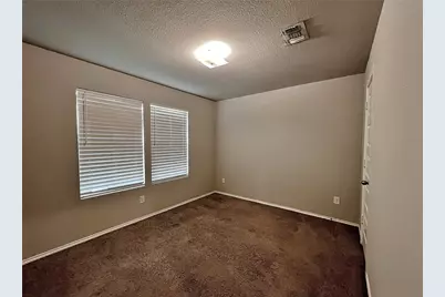 824 Towngreen Drive, Cleburne, TX 76031 - Photo 5