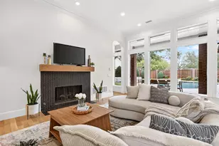 6433 Rockbluff Cir, Plano, TX 75024 - Photo 17