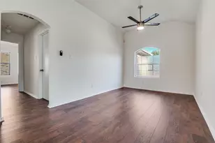 8916 Catalonia Dr, Dallas, TX 75217 - Photo 7