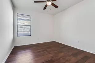 8916 Catalonia Dr, Dallas, TX 75217 - Photo 17