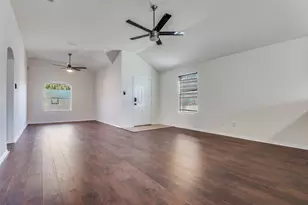 8916 Catalonia Dr, Dallas, TX 75217 - Photo 5