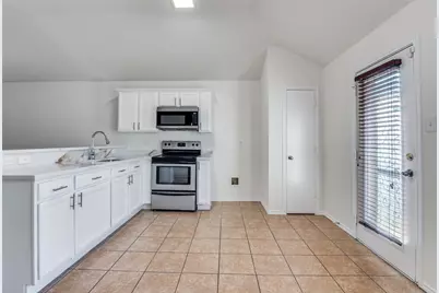 8916 Catalonia Drive, Dallas, TX 75217 - Photo 11