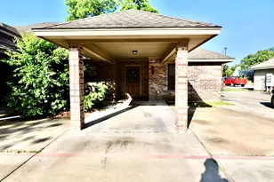 663 W Tarleton, Stephenville, TX 76401 - Photo 3