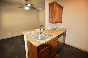 663 W Tarleton, Stephenville, TX 76401 - Photo 9