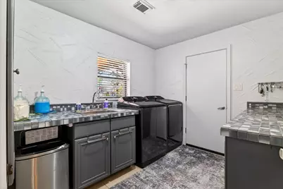 905 Lynhurst Lane, Denton, TX 76205 - Photo 27