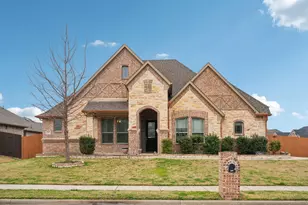 453 Lake Park Dr, Midlothian, TX 76065 - Photo 1