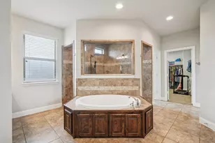 453 Lake Park Dr, Midlothian, TX 76065 - Photo 3