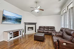 453 Lake Park Dr, Midlothian, TX 76065 - Photo 13