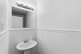 1124 Breezewood Dr, Lewisville, TX 75077 - Photo 9