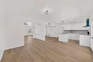 700 Via Barcelona, Mesquite, TX 75150 - Photo 11