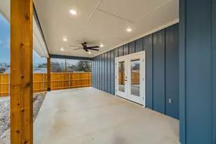 621 Oaklawn Dr, River Oaks, TX 76114 - Photo 23