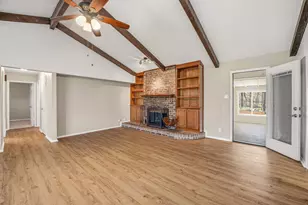 102 Shady Oak Dr, Weatherford, TX 76087 - Photo 7