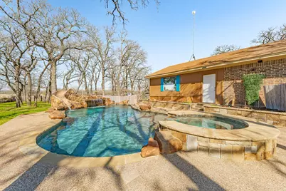 102 Shady Oak Drive, Weatherford, TX 76087 - Photo 33