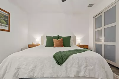 1124 N 13th Street, Waco, TX 76707 - Photo 13