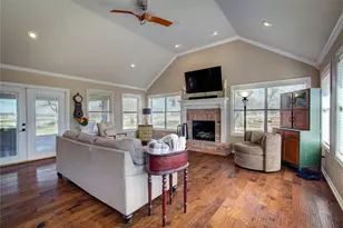 1079 Country Clb Rd, Sulphur Springs, TX 75482 - Photo 9