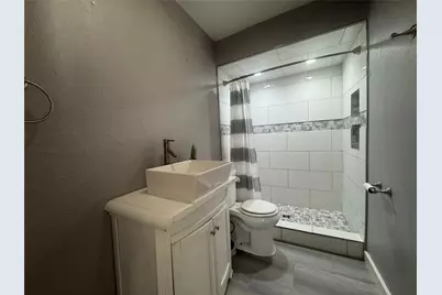 3520 Colcord Avenue, Waco, TX 76707 - Photo 11