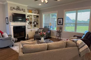 1003 Stone Brg St, Mt Pleasant, TX 75455 - Photo 9