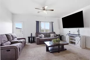 158 Kennedy Dr, Venus, TX 76084 - Photo 1