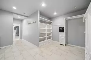 217 Matlock Meadow Dr, Arlington, TX 76002 - Photo 21