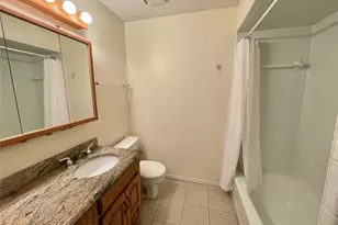 706 Heritage Trail, Granbury, TX 76048 - Photo 13