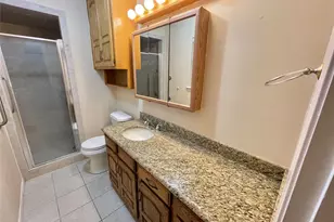 706 Heritage Trail, Granbury, TX 76048 - Photo 17