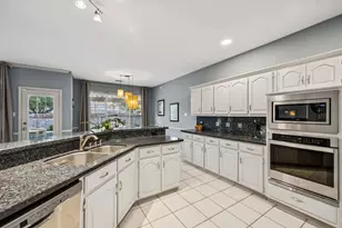 6313 Thornbranch Dr, Plano, TX 75093 - Photo 11