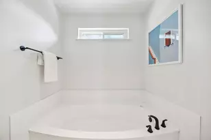 9078 Fairglen Dr, Dallas, TX 75231 - Photo 19