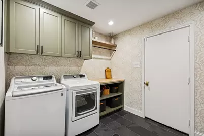 9078 Fairglen Drive, Dallas, TX 75231 - Photo 15