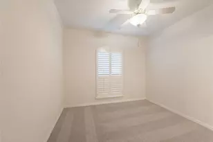 2101 Royal Dominion Ct, Arlington, TX 76006 - Photo 11