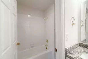 2101 Royal Dominion Ct, Arlington, TX 76006 - Photo 15