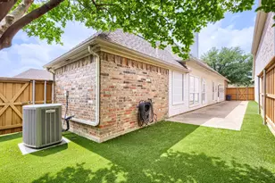 8622 Forest Glen Dr, Irving, TX 75063 - Photo 35