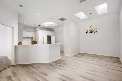 8622 Forest Glen Drive, Irving, TX 75063 - Photo 11