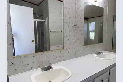 167 Blue Sky Lane, Springtown, TX 76082 - Photo 11