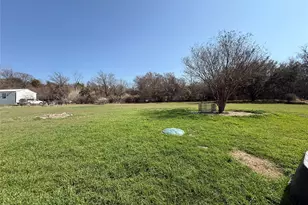 167 Blue Sky Ln, Springtown, TX 76082 - Photo 25