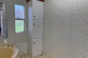 167 Blue Sky Ln, Springtown, TX 76082 - Photo 9