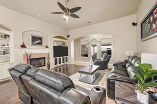 8121 Rock Elm Rd, Fort Worth, TX 76131 - Photo 7
