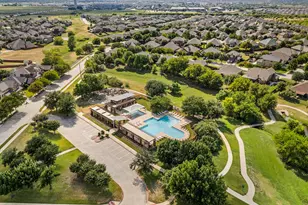 8121 Rock Elm Rd, Fort Worth, TX 76131 - Photo 35