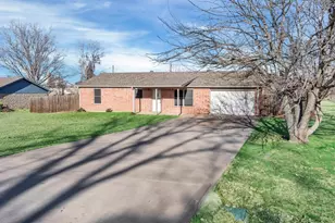 513 Ranch Rd, Granbury, TX 76049 - Photo 1