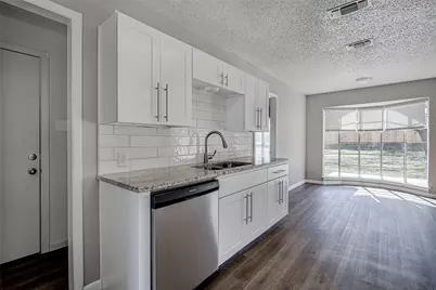 4801 Winesanker Way, Fort Worth, TX 76133 - Photo 13