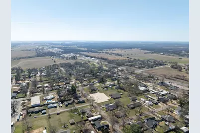 200 Dewitt Street, Collinsville, TX 76233 - Photo 35