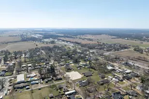 200 Dewitt St, Collinsville, TX 76233 - Photo 35