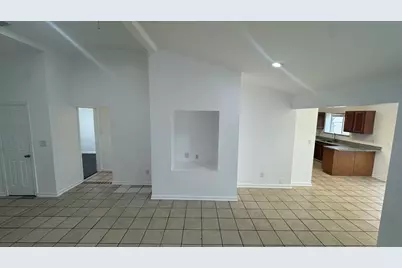 301 Spanish Moss Drive, Arlington, TX 76018 - Photo 5