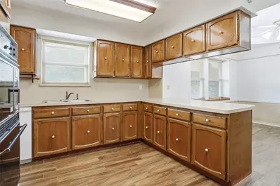 3401 Colonial Drive, Rowlett, TX 75088 - Photo 11