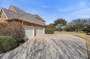 207 Mallard Lakes Dr, McKinney, TX 75072 - Photo 3