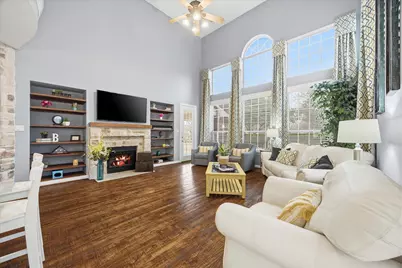 207 Mallard Lakes Drive, McKinney, TX 75072 - Photo 13