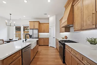 2315 Colony Court, Dallas, TX 75235 - Photo 7