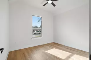 2315 Colony Ct, Dallas, TX 75235 - Photo 23